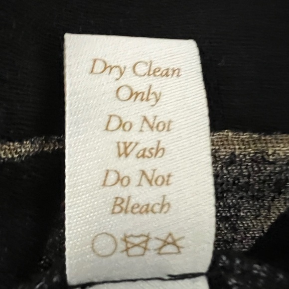 NWT Christy Dawn Dress, Noir Blooms M/L - Picture 11 of 11